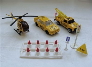 Abbildung: Autos Hubschrauber ADAC Straßenwacht und Zubehör