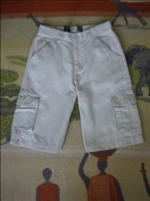 Abbildung: Shorts von GAP Gr. 34, wenig getragen, gepflegter Zustand