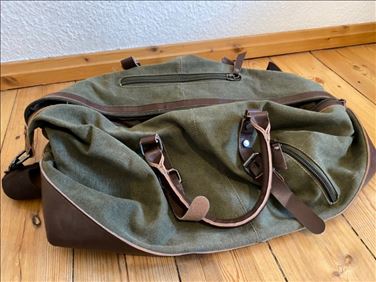 Abbildung: Vintage Reisetasche zu verschenken 